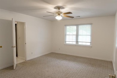 Charming cottage style home in Wagoner situated on approximately - photo 13