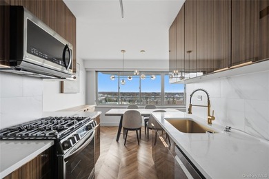 Enjoy breathtaking, unobstructed water views from this fully - photo 16