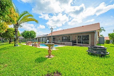 Perfect quiet location, large screened patio, salt water heated - photo 22