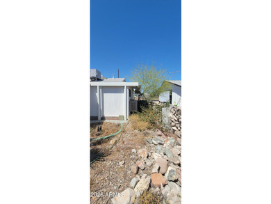 Expanded 1,558 sq ft H-2 model block home on a 7,000 sq ft - photo 27