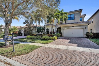 (private lake, pond, coastal) Home For Sale in Delray Beach Florida