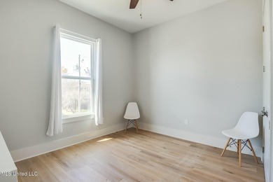 Stunning 6-year-old custom home sits on an oversized lot just - photo 20