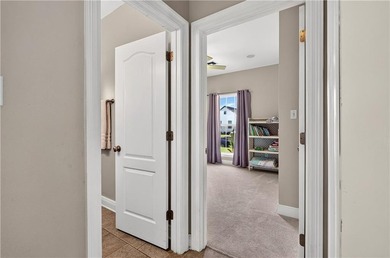 Welcome home to this beautiful 4-bedroom, 2.5-bath with garage - photo 22