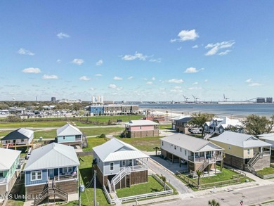 Stunning 6-year-old custom home sits on an oversized lot just - photo 33