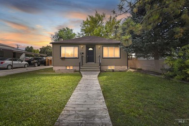 Lake Lowell Home For Sale in Nampa Idaho