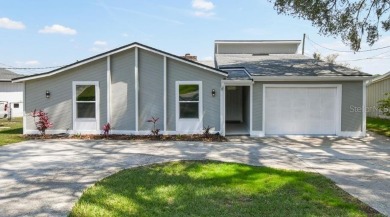 (private lake, pond, creek) Home For Sale in Lakeland Florida