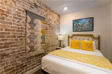 Short-term rental opportunity in one of the CBD's most beautiful