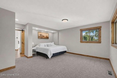 Enjoy breathtaking views of Schweitzer Mountain and the Selkirk - photo 15