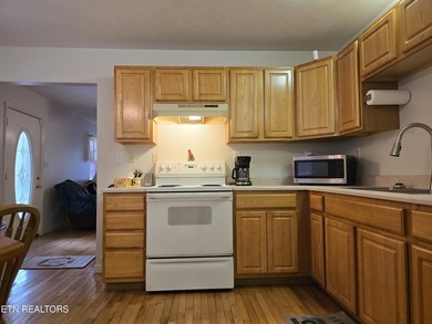 This very lovely home is in an exceptionally desirable setting - photo 15