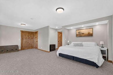 Enjoy breathtaking views of Schweitzer Mountain and the Selkirk - photo 16