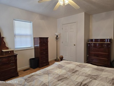 This very lovely home is in an exceptionally desirable setting - photo 21