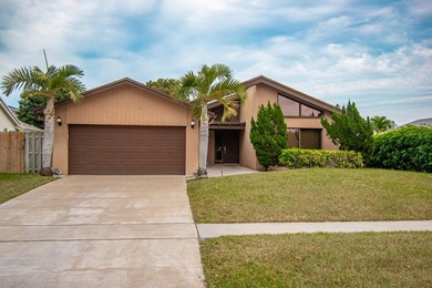 Nestled in the desirable Amberwoods community, this 3br, 2ba - photo 3