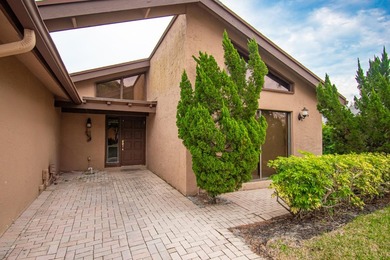 Nestled in the desirable Amberwoods community, this 3br, 2ba - photo 5