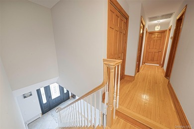 Set within the serene landscape of Rolling Woods in Riverhead - photo 31