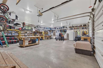 Enjoy breathtaking views of Schweitzer Mountain and the Selkirk - photo 36