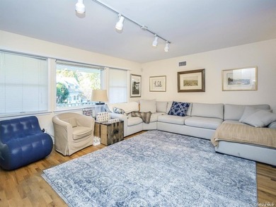 Quality Custom Built Duplex by a Top Hamptons Builder - photo 5