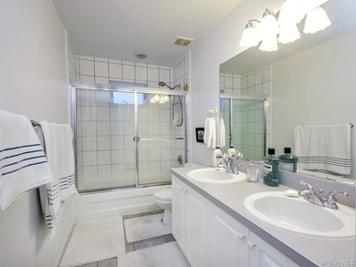 Quality Custom Built Duplex by a Top Hamptons Builder - photo 9