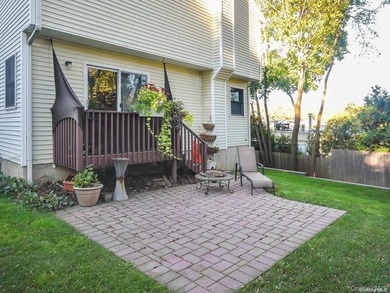 Quality Custom Built Duplex by a Top Hamptons Builder - photo 10