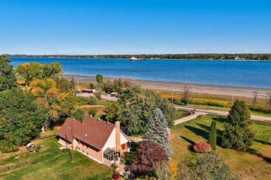  Home For Sale in Lanoraie 