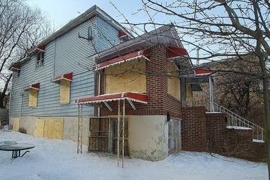 If you are looking for a property to renovate with an excellent - photo 3