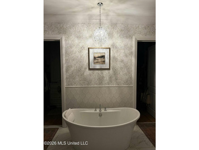 Professional pictures coming soon. Experience exceptional - photo 11