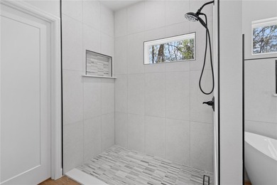 Eligible for 100% financing!! Brand New Home in Golf Course - photo 23