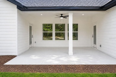 Eligible for 100% financing!! Brand New Home in Golf Course - photo 34