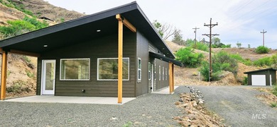 Salmon River - Idaho County Home Sale Pending in White Bird Idaho