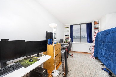 Luxury Waterfront Living in the Heart of Battery Park City - photo 9