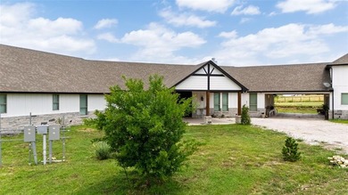 (private lake, pond, creek) Home For Sale in Decatur Texas