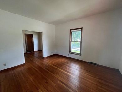 3 Unit apartment located just one block from Atwood Ave at the - photo 12