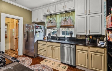 Discover a rare opportunity to own a beautiful 4 bedroom, 4 bath - photo 13