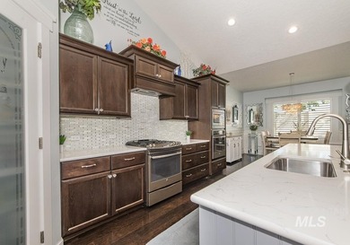 Beautiful single level home built by Riverwood Homes. This ADA - photo 18