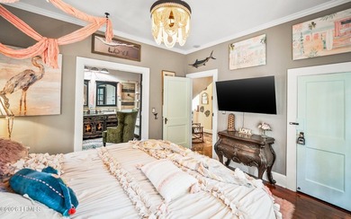 Discover a rare opportunity to own a beautiful 4 bedroom, 4 bath - photo 23