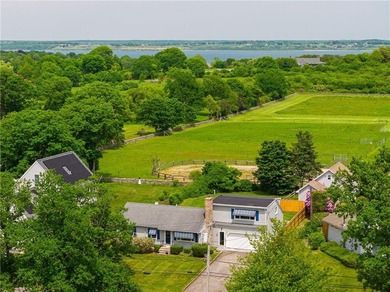 Perfectly positioned on sought-after Third Beach Road in - photo 34