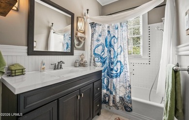 Discover a rare opportunity to own a beautiful 4 bedroom, 4 bath - photo 35