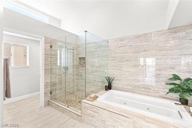 Exquisitely renovated 3-bedroom home with breathtaking golf - photo 35