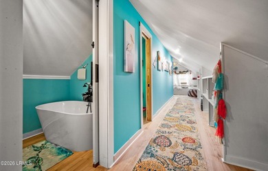 Discover a rare opportunity to own a beautiful 4 bedroom, 4 bath - photo 38