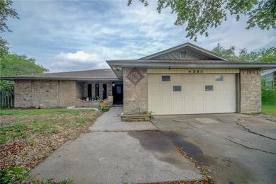 Nueces River - Nueces County Home For Sale in Corpus Christi Texas