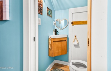 Discover a rare opportunity to own a beautiful 4 bedroom, 4 bath - photo 43