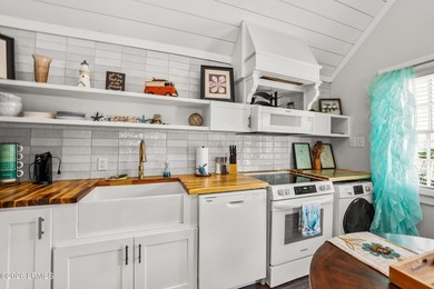 Discover a rare opportunity to own a beautiful 4 bedroom, 4 bath - photo 47