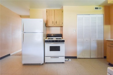This quaint unit is ready for someone to call it home again - photo 4