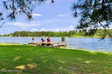 Welcome to this exceptional waterfront home located in the gated - photo 45