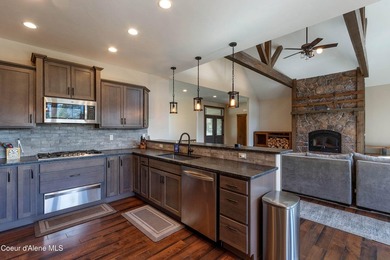 Perched above The Idaho Club, this exceptional luxury home - photo 6