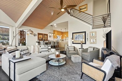 Tucked at the end of a cul-de-sac, this private townhome - photo 2