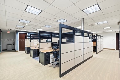 Incredibly rare opportunity to purchase a great commercial - photo 16