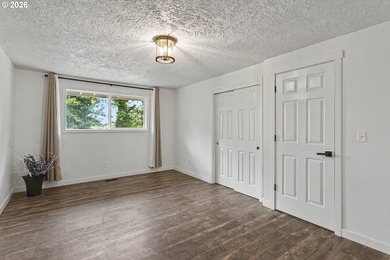 This Ridgefield Home Enjoys Evening Sunsets, with Views Of Lake - photo 18
