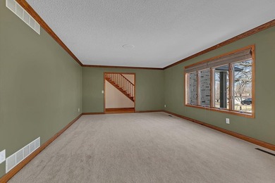 Welcome to this spacious and beautifully maintained two-story - photo 21