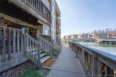 Escape to the stunning Lake of the Ozarks with this charming - photo 25