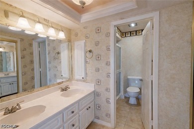Welcome to this beautifully maintained, spacious Waterfront - photo 25